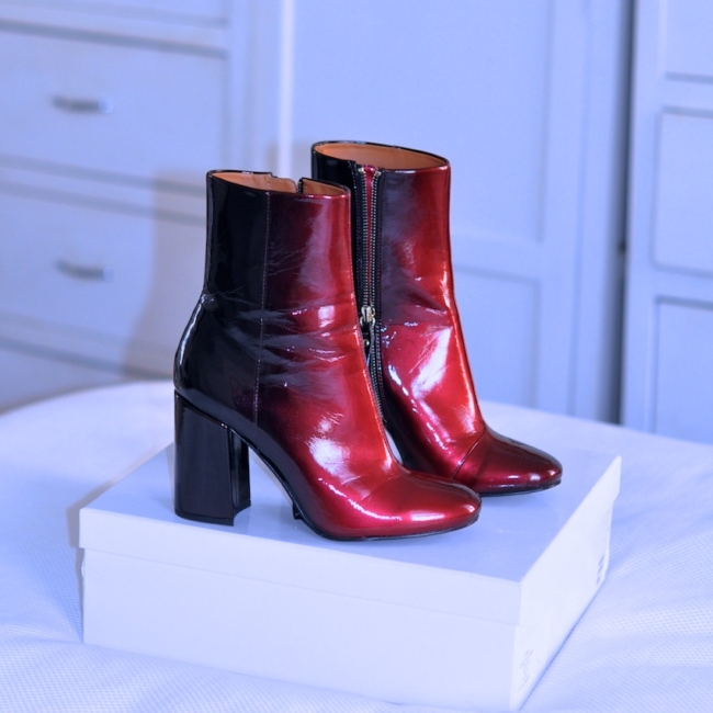 &otherstories glossy gradient patent leather boots