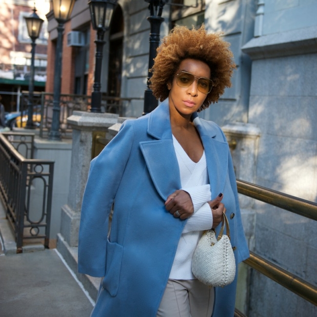 how to style blue coats