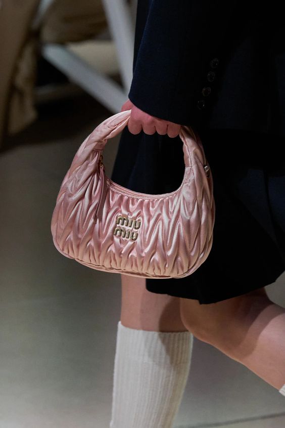 Loewe Tried to Seduce Us With the Launch of 2 New Bags and It Worked